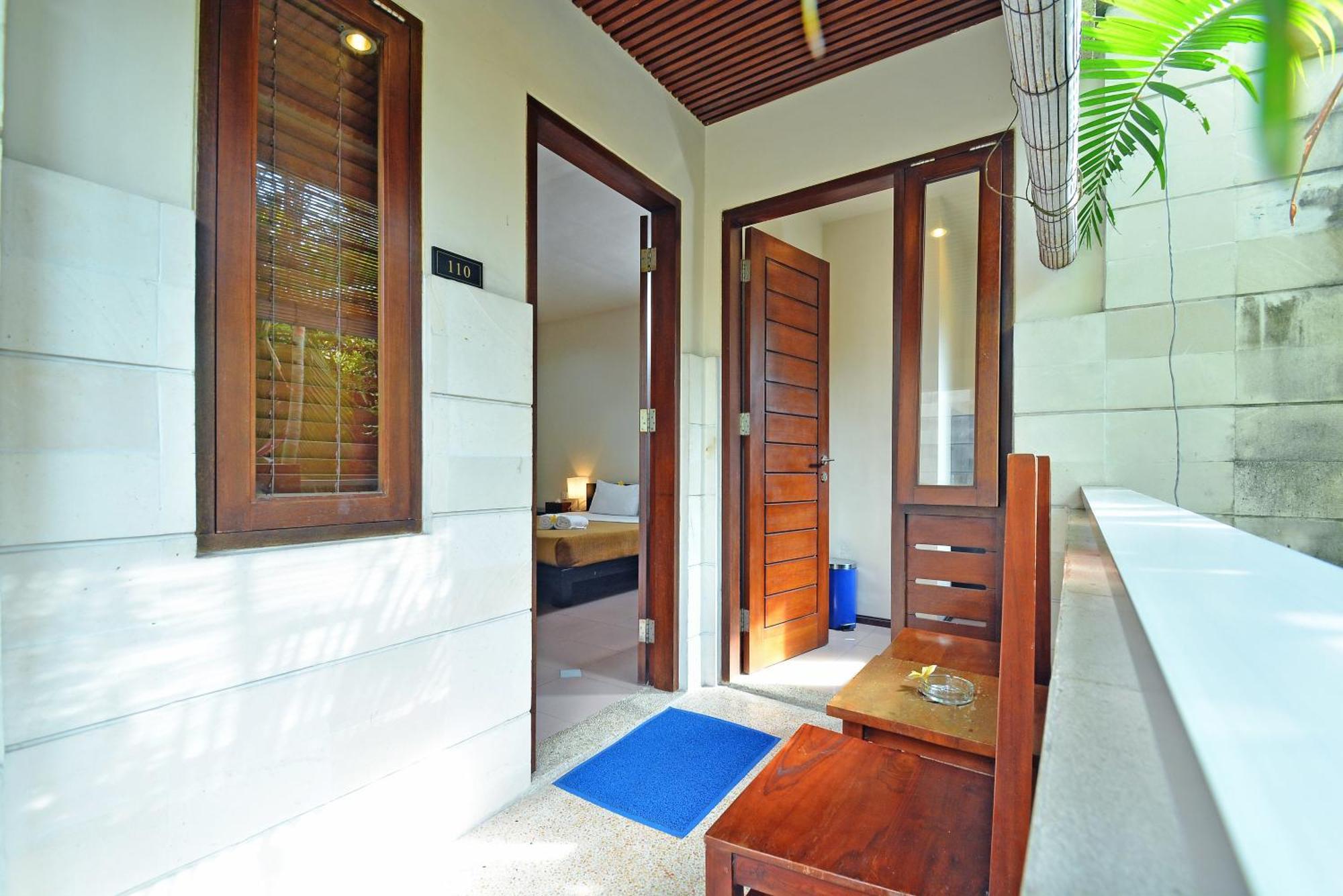 Aparthotel Taman Ayu Town House Legian Zimmer foto
